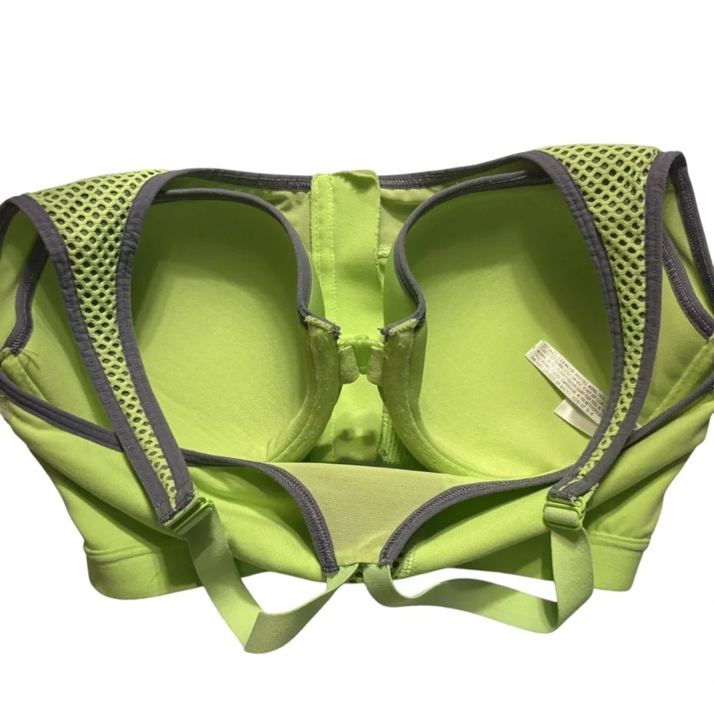 VSX Green Sports Bra with Y-Back Design 34D